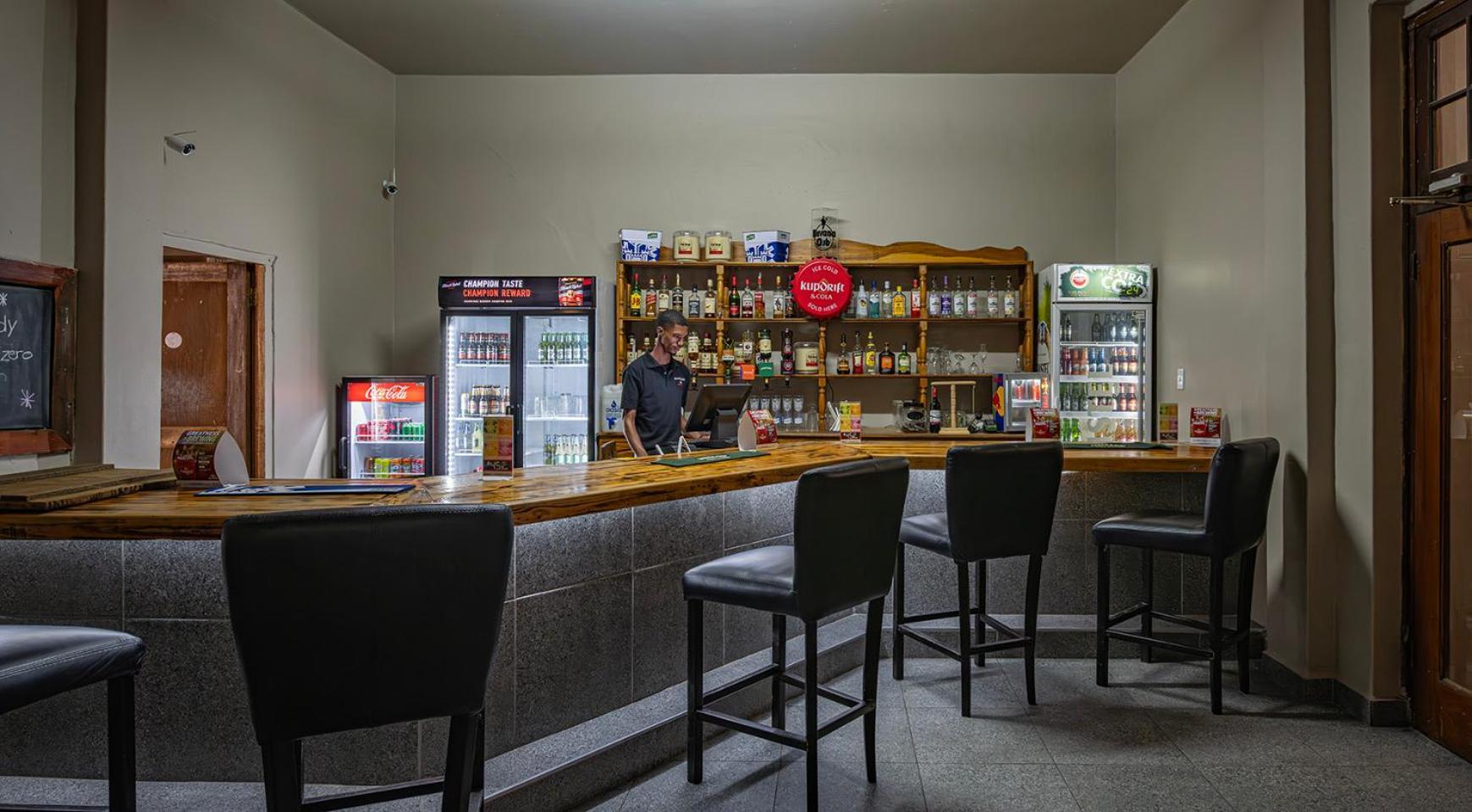 卡尔维尼亚酒店 Calvinia 外观 照片